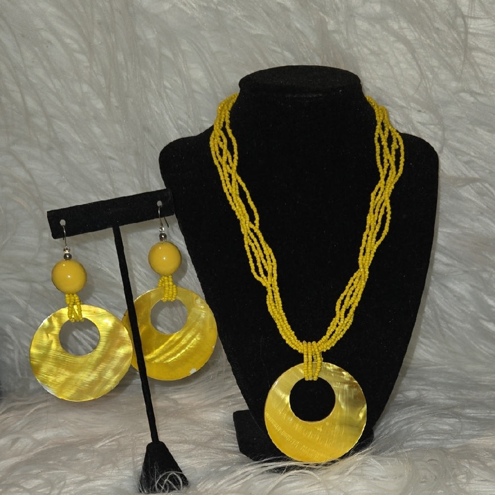 Elegant Yellow Beaded Necklace and Earring Set
